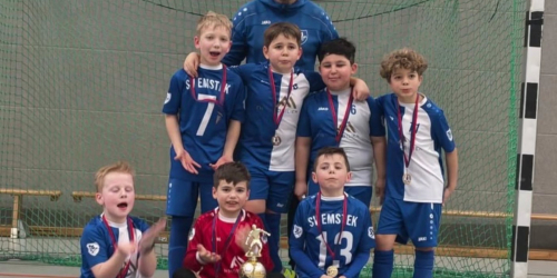 F4: 1. Platz Turnier in Oldenburg