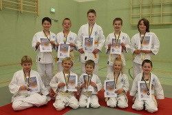 Vorne von links: Florian Hassler, Jan Lammers, Philipp Rump, Monique Hassler, Marius Südkamp    Hinten von links: Jonas Menke, Lukas Südkamp, Lukas Rump, Thomas Lübbehüsen, Felix Hoffhaus.